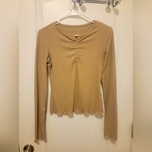 Long sleeve tshirt
